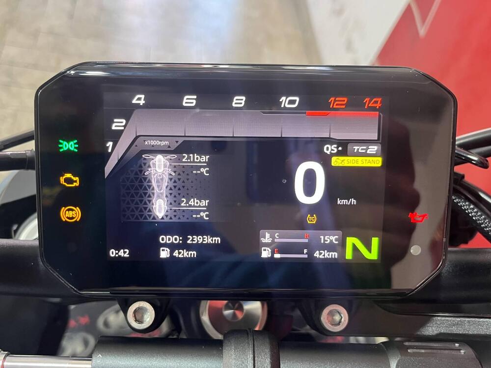 CFMOTO 675NK (2025 - 26) (7)