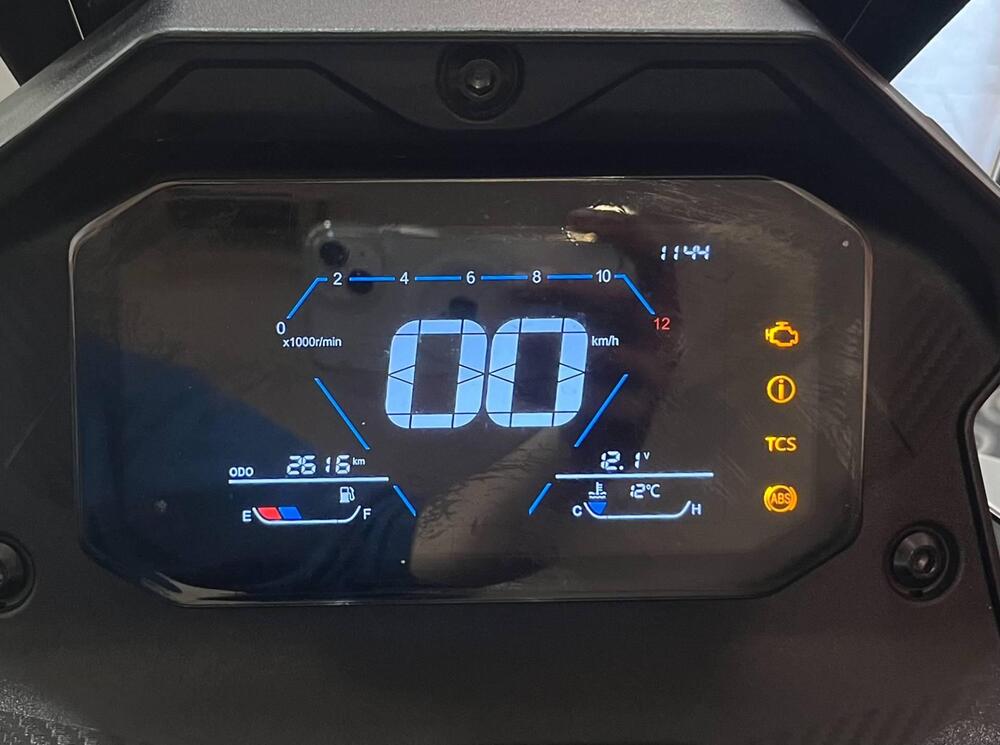 Voge Sfida SR1 ADV (2023 - 26) (7)