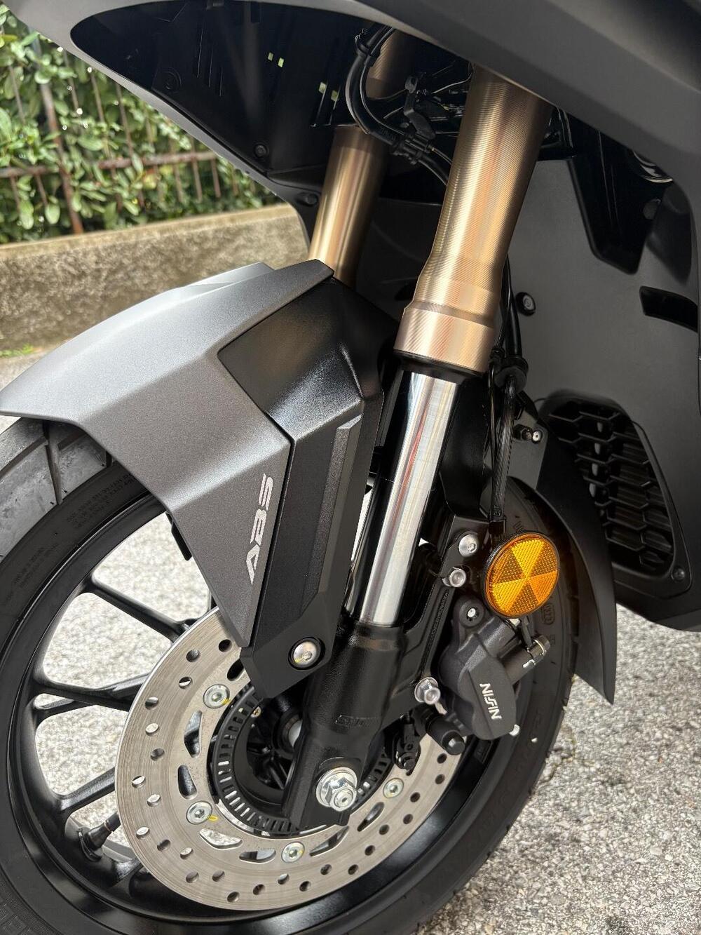 Honda ADV 350 (2022 - 24) (8)