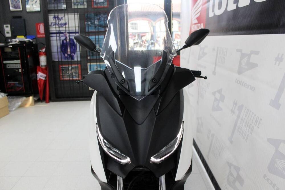 Yamaha X-Max 300 ABS (2017 - 20) (4)