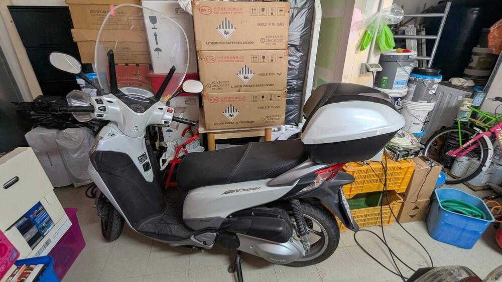 Honda SH 300 i ABS (2013 - 14) (3)
