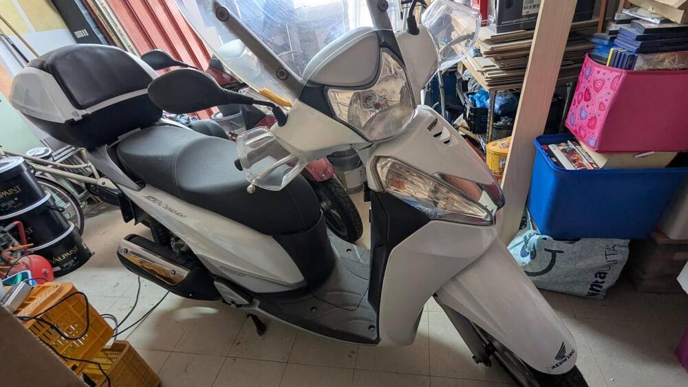 Honda SH 300 i ABS (2013 - 14) (4)