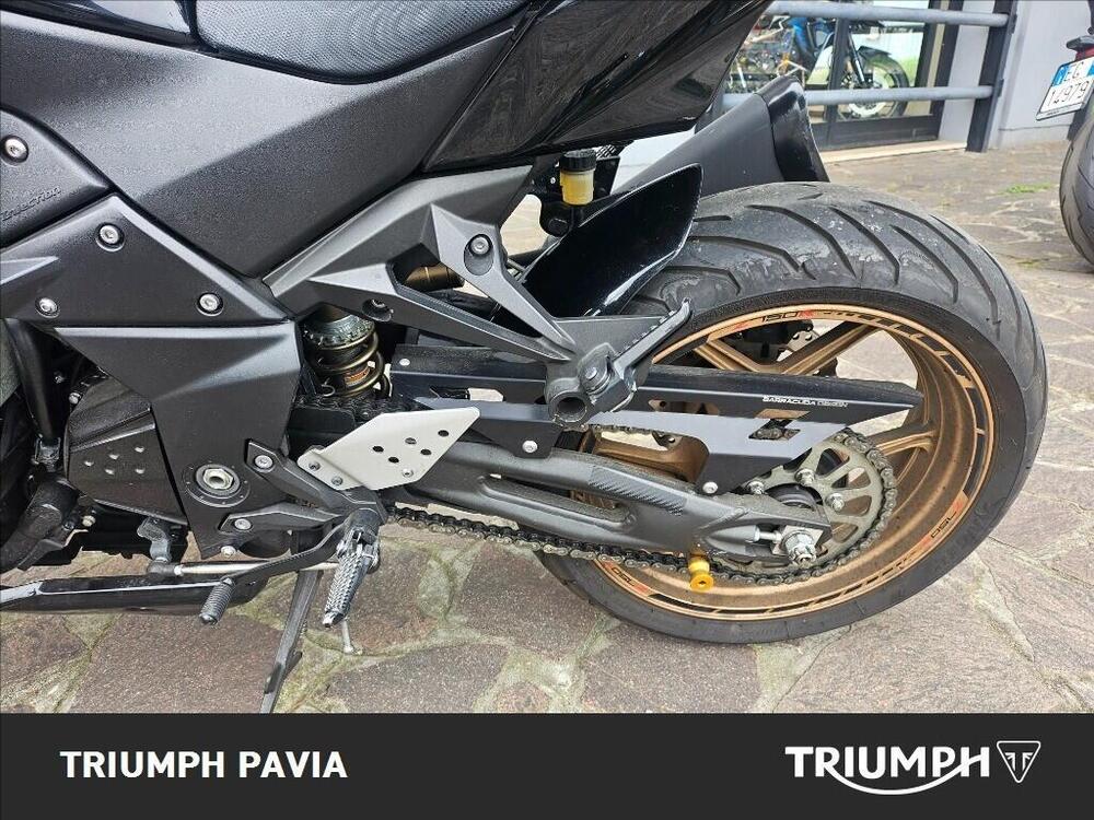 Kawasaki Z 750 R (2011 - 14) (13)