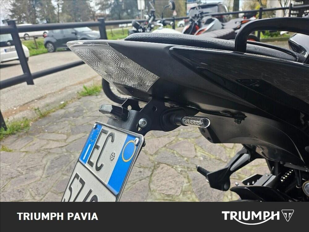 Kawasaki Z 750 R (2011 - 14) (14)