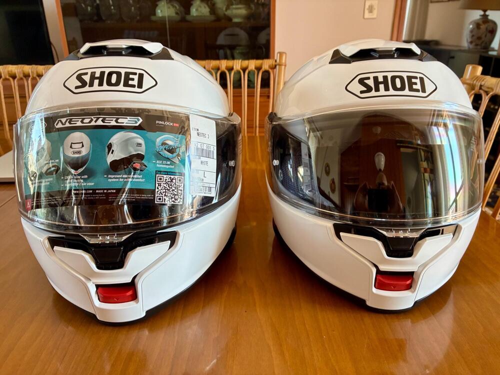 Casco modulare Shoei