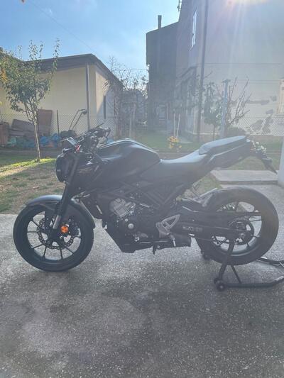 Honda CB 125 R (2021 - 23) usata