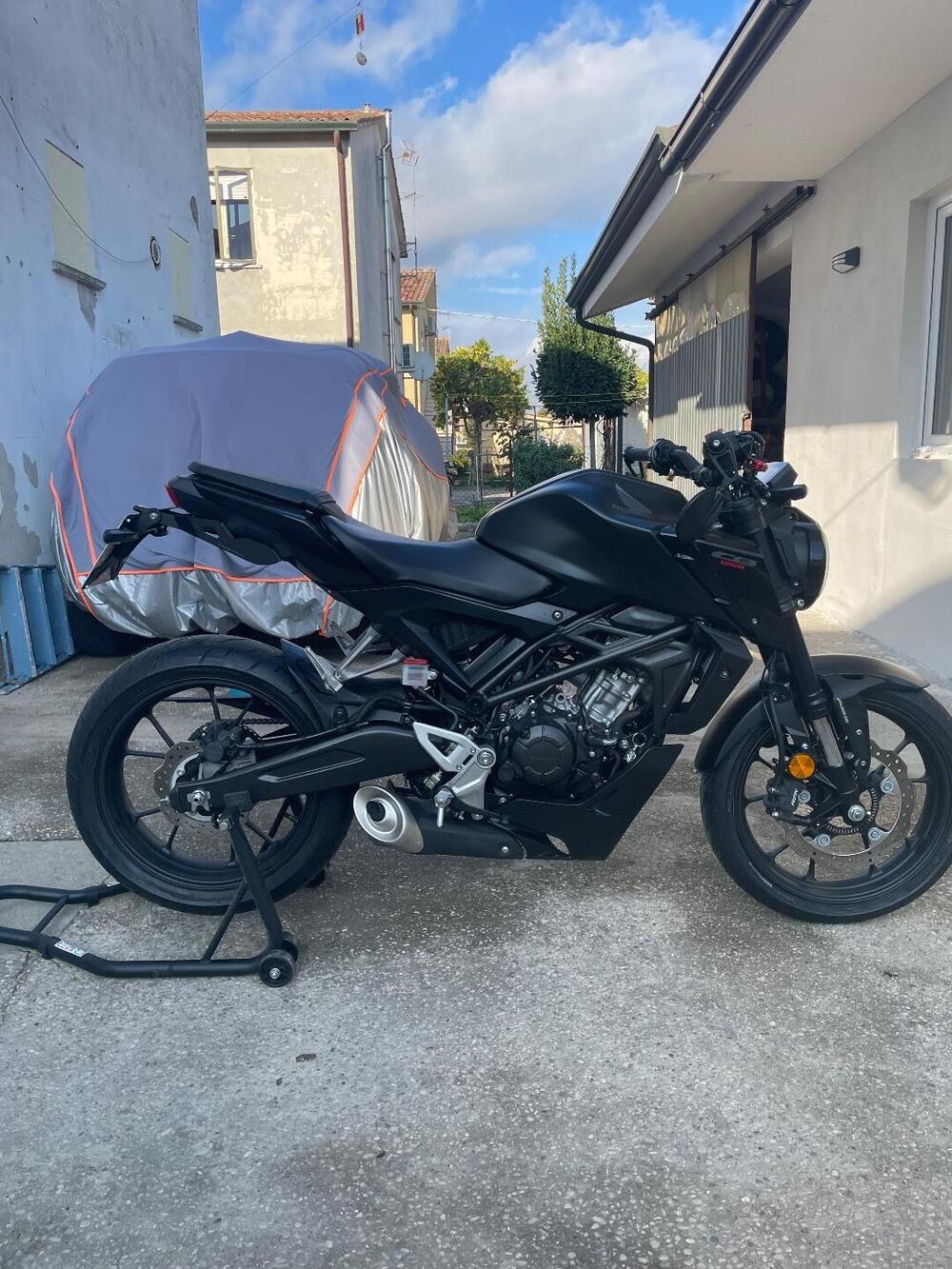 Honda CB 125 R (2021 - 23) (2)