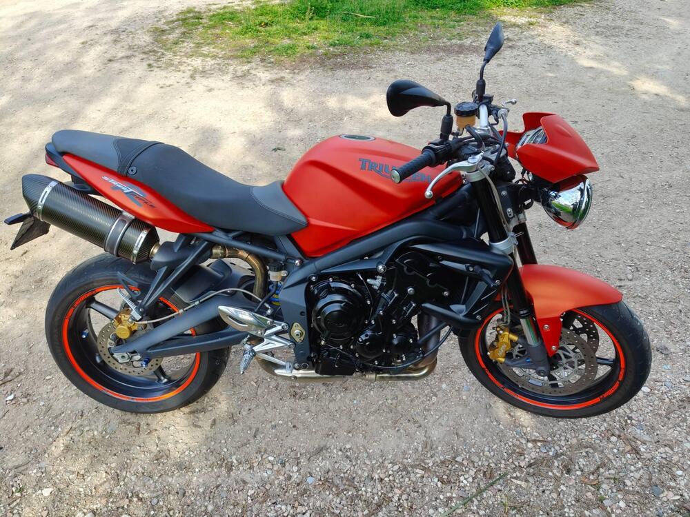 Triumph Street Triple R (2009 - 12) (3)