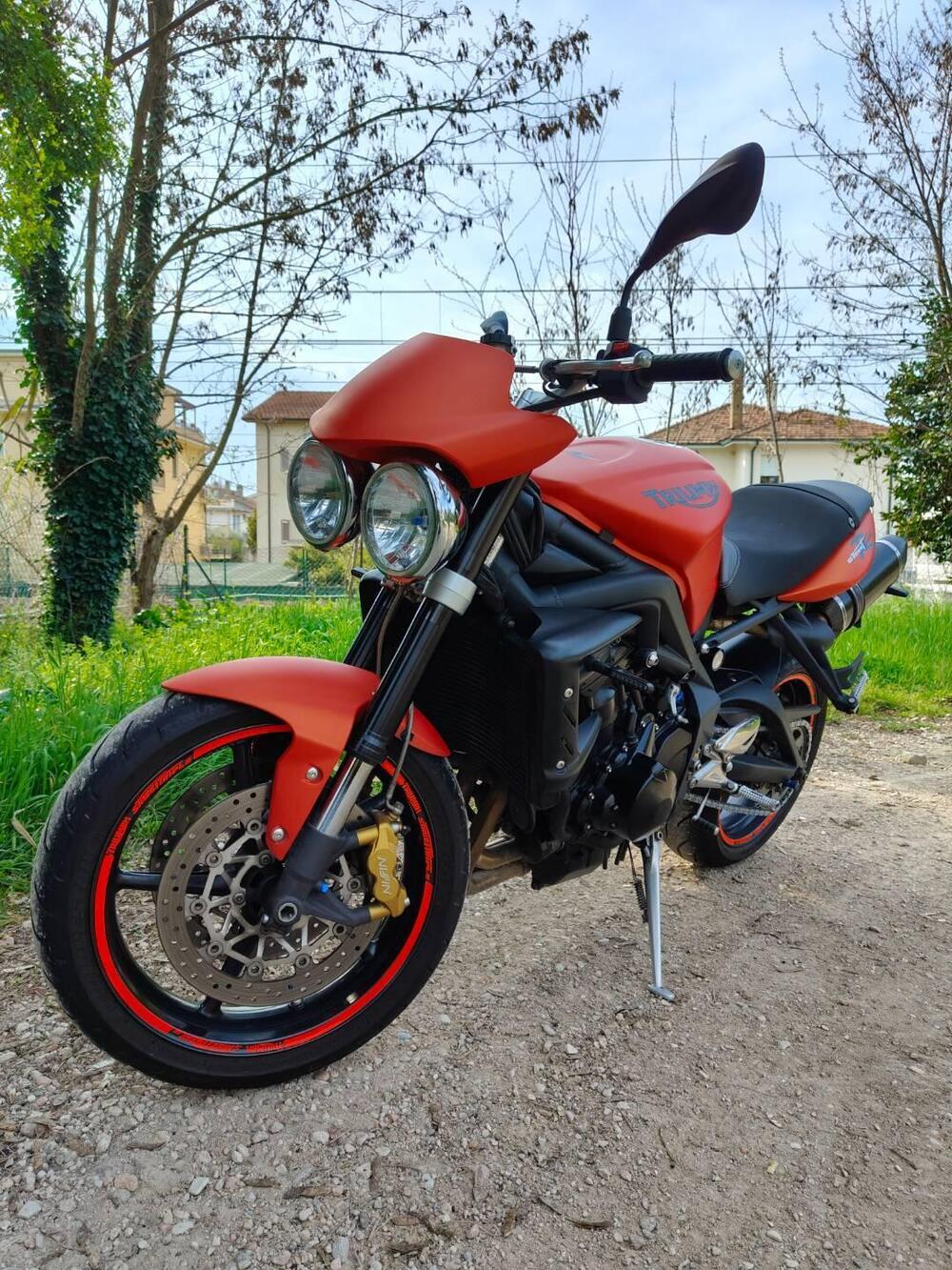 Triumph Street Triple R (2009 - 12) (4)