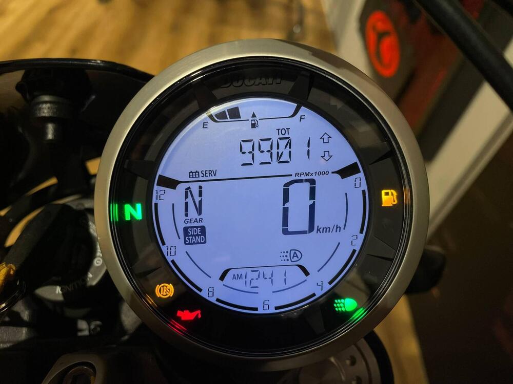 Ducati Scrambler 800 Urban Motard (2022) (6)