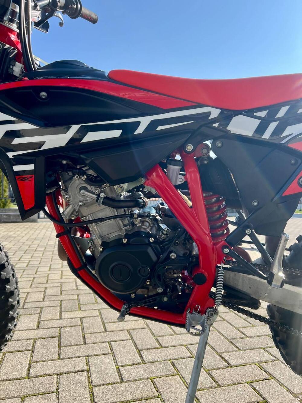 Betamotor RR 125 4T Enduro LC (2021 - 23) (5)