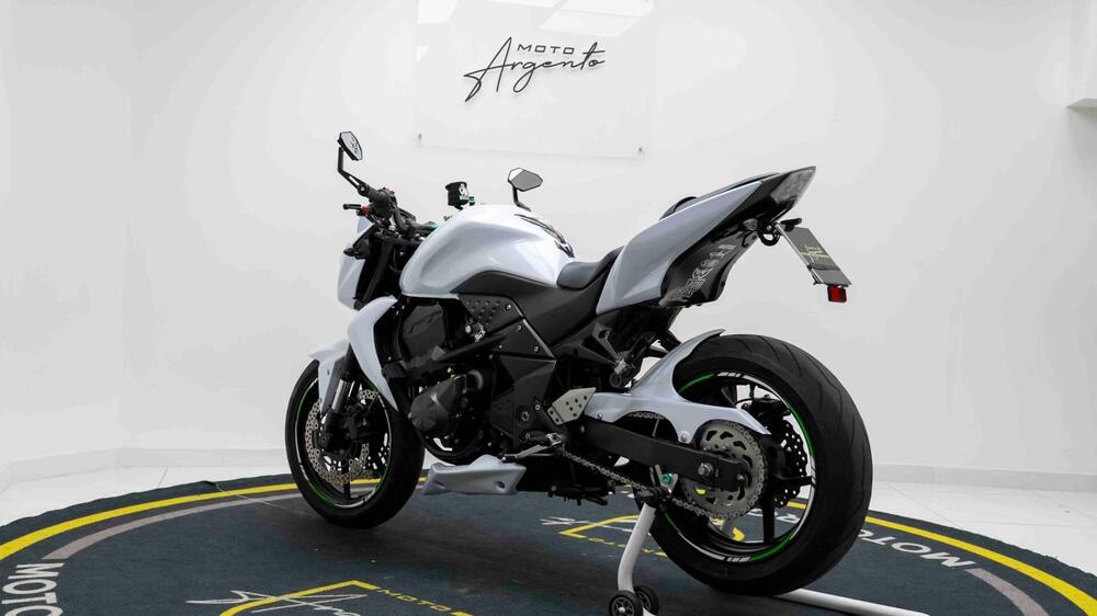 Kawasaki Z 750 (2007 - 14) (6)