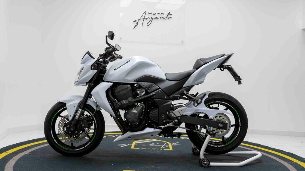 Kawasaki Z 750 (2007 - 14) (7)