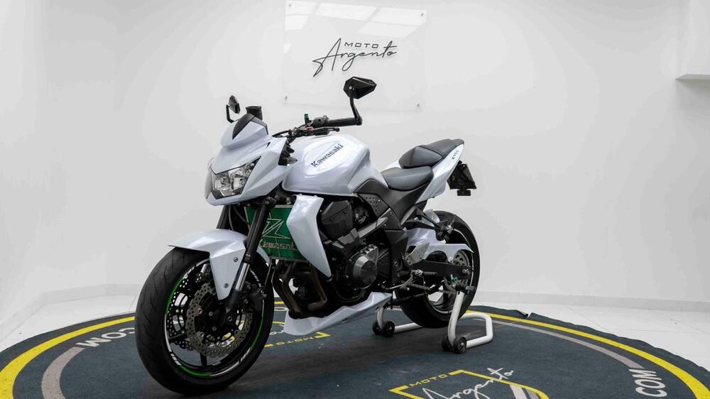 Kawasaki Z 750 (2007 - 14) (8)