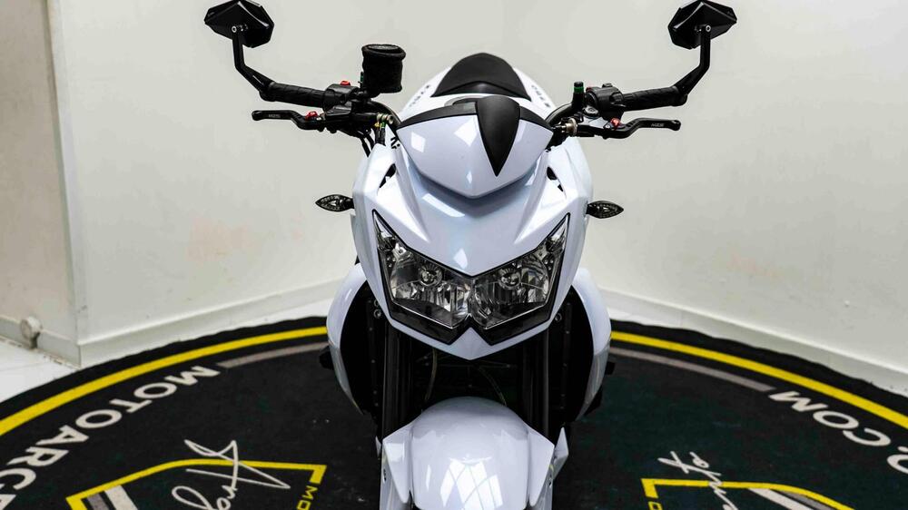 Kawasaki Z 750 (2007 - 14) (16)