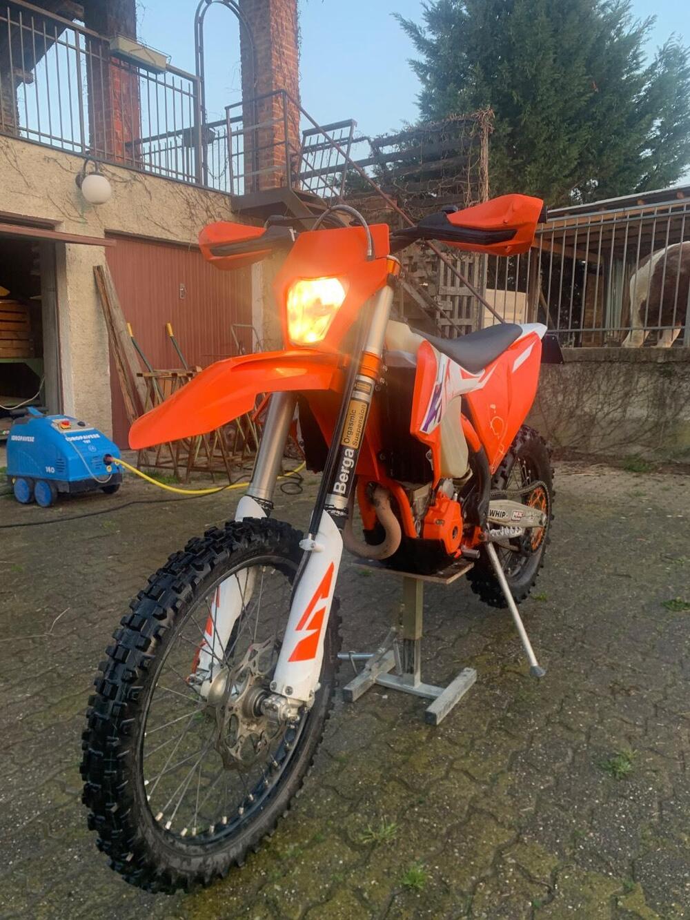 KTM 350 EXC-F (2023) (3)