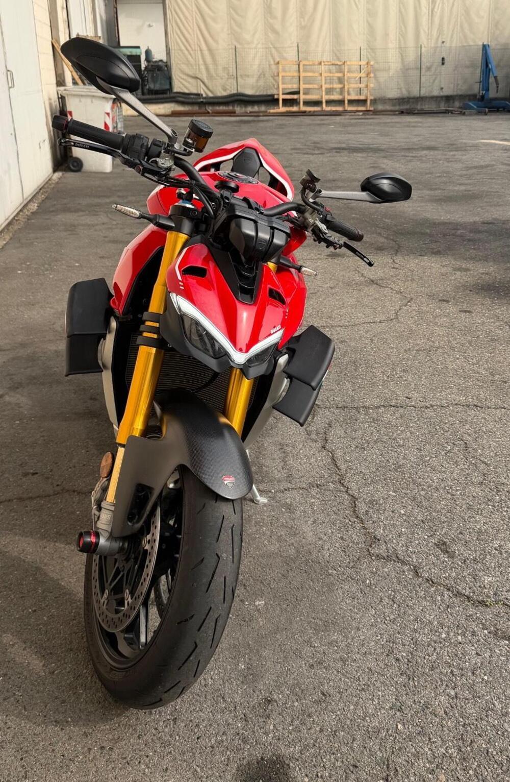 Ducati Streetfighter V4 1100 S (2021 - 22) (3)