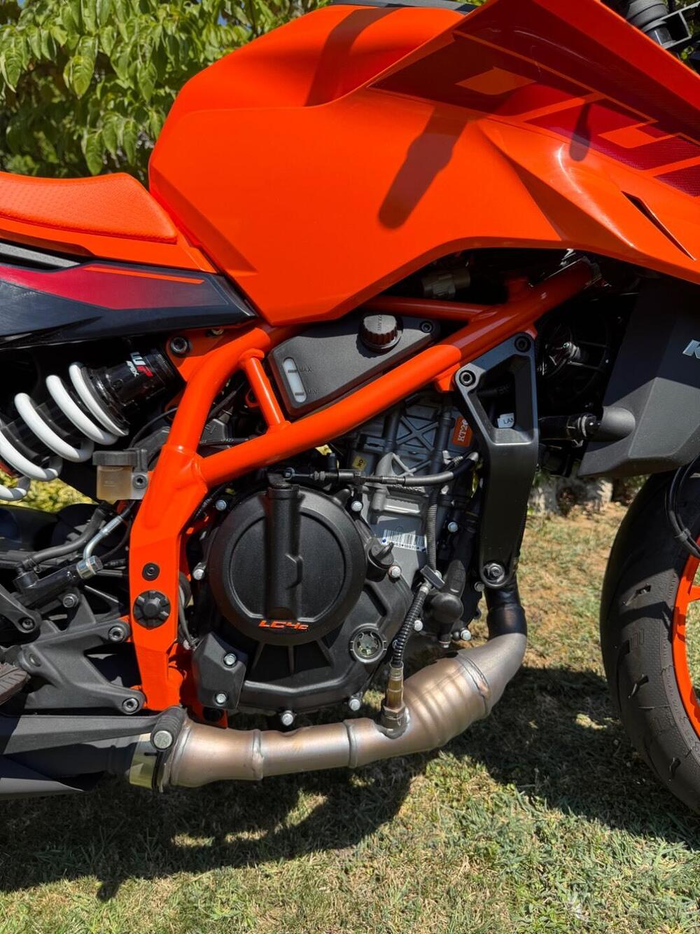 KTM 390 Duke (2024 - 25) (2)