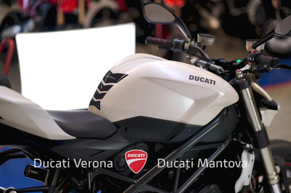 Ducati Streetfighter (2009 - 12) (10)