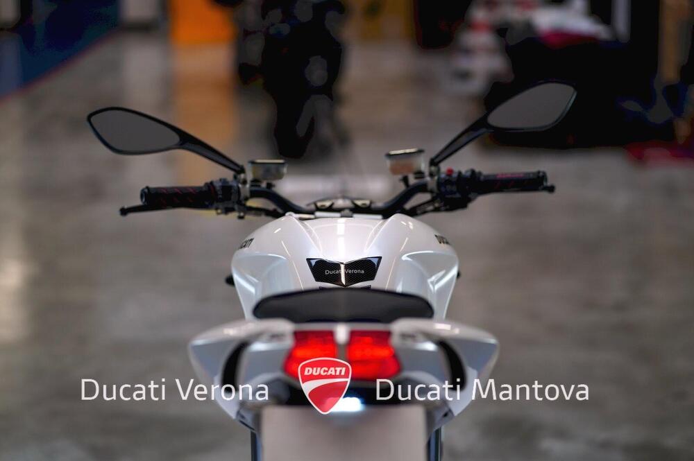 Ducati Streetfighter (2009 - 12) (17)