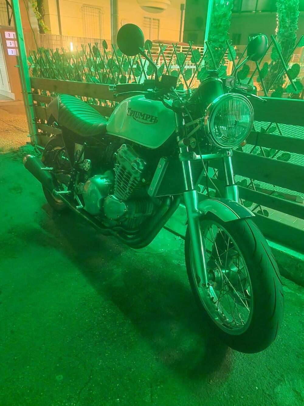 Triumph Thunderbird 900 (1995 - 01) (3)