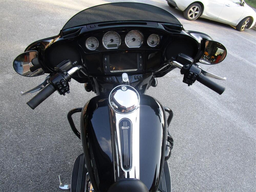 Harley-Davidson 107 Street Glide Special (2017 - 19) - FLHXS (6)