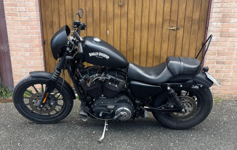 Harley-Davidson 883 Iron (2009 - 11) - XL 883N (2)