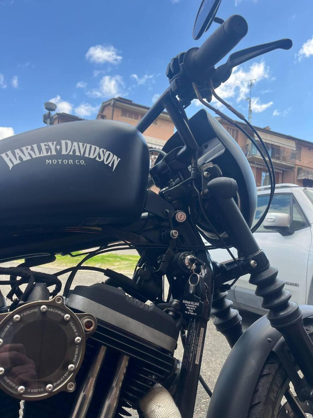 Harley-Davidson 883 Iron (2009 - 11) - XL 883N (12)