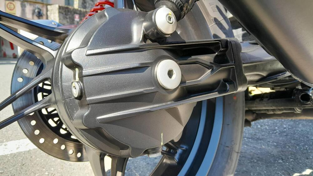 Moto Guzzi V7 Stone Special Edition (2022 - 25) (13)