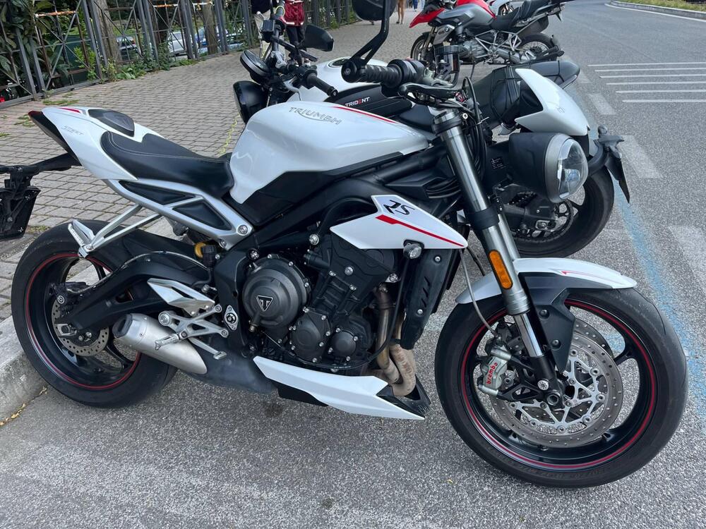 Triumph Street Triple RS (2017 - 19) (5)
