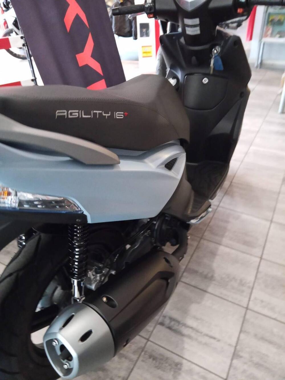 Kymco Agility 200i R16 + (2021 - 25) (2)