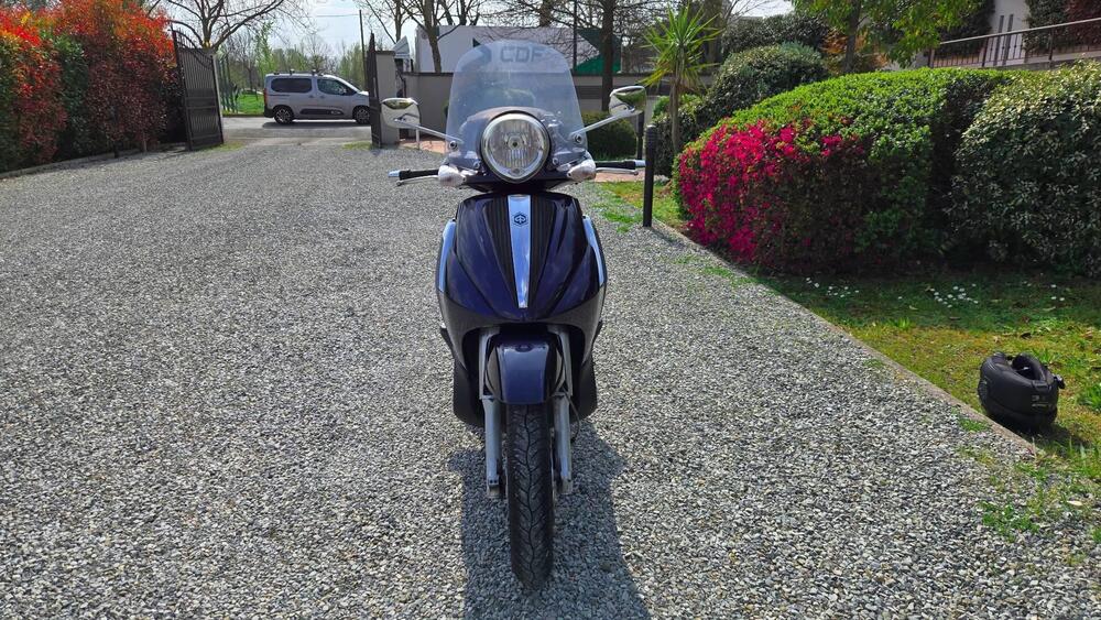Piaggio Beverly 300 i.e. (2010 - 16) (2)