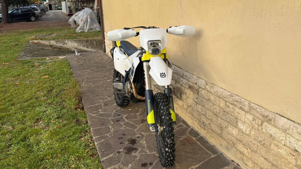 Husqvarna FE 350 (2024) (10)