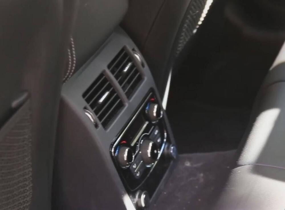 Jaguar XF usata a Asti (16)