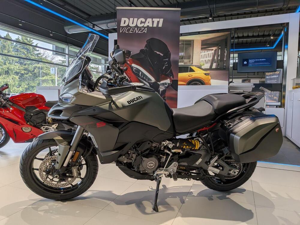 Ducati Multistrada V2 S (2025 - 26) (2)