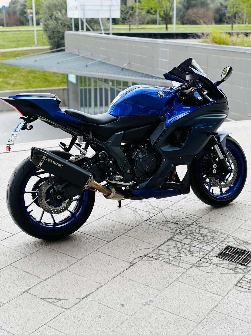 Yamaha YZF R7 (2021 - 25) (6)