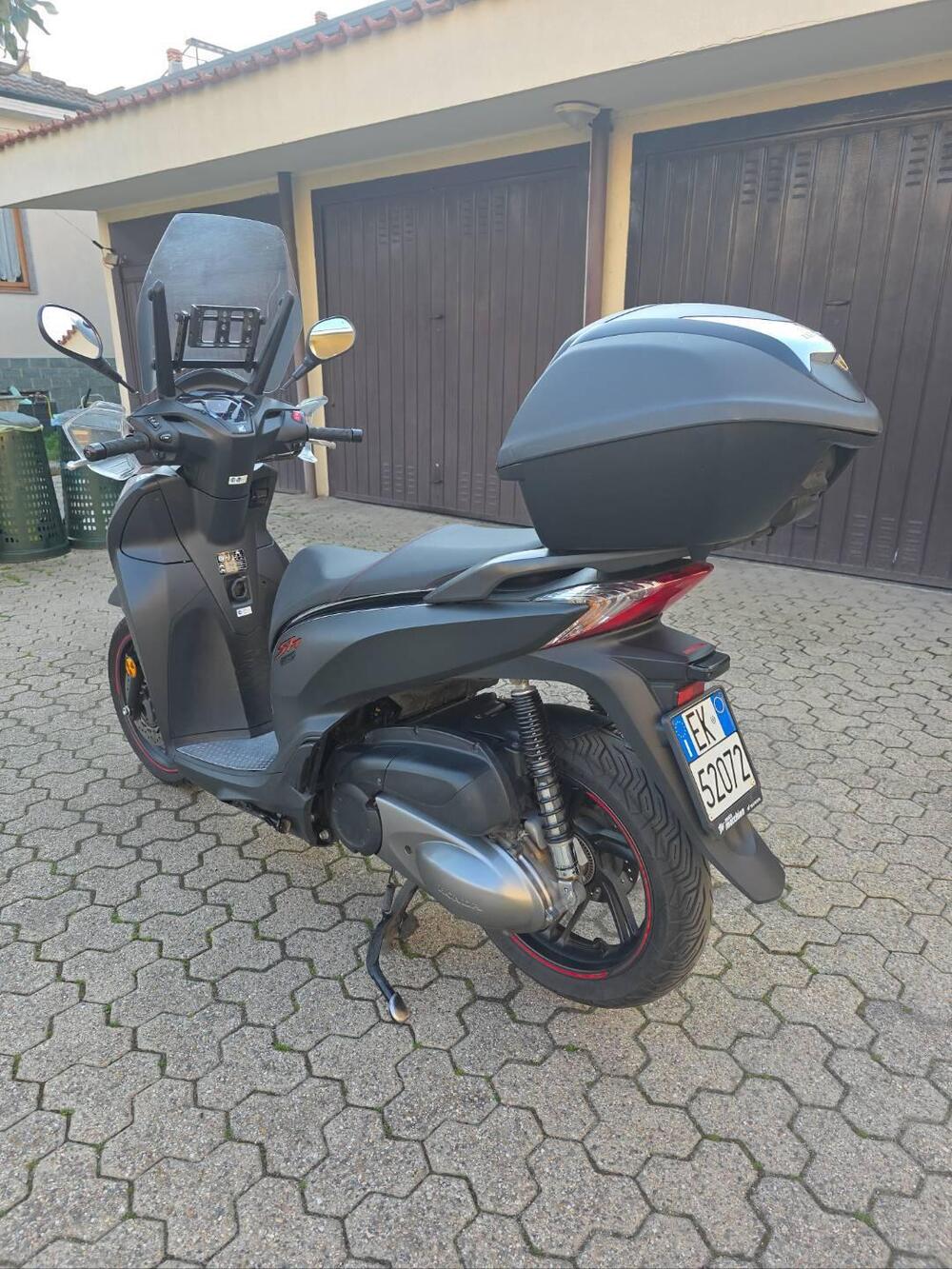 Honda SH 300 i Sport ABS (2018 - 20) (4)