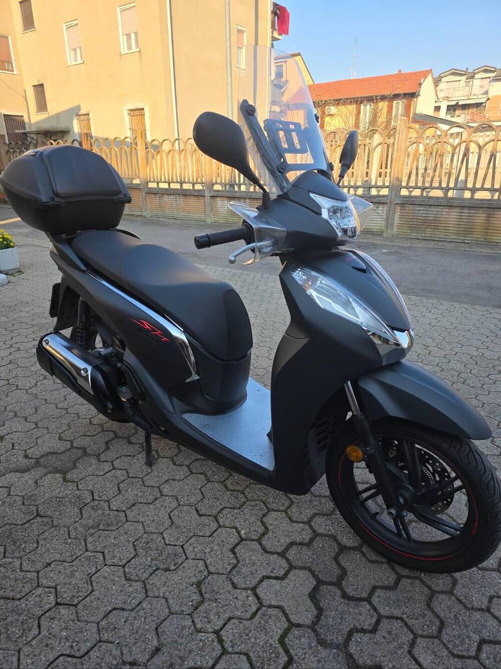 Honda SH 300 i Sport ABS (2018 - 20) (8)