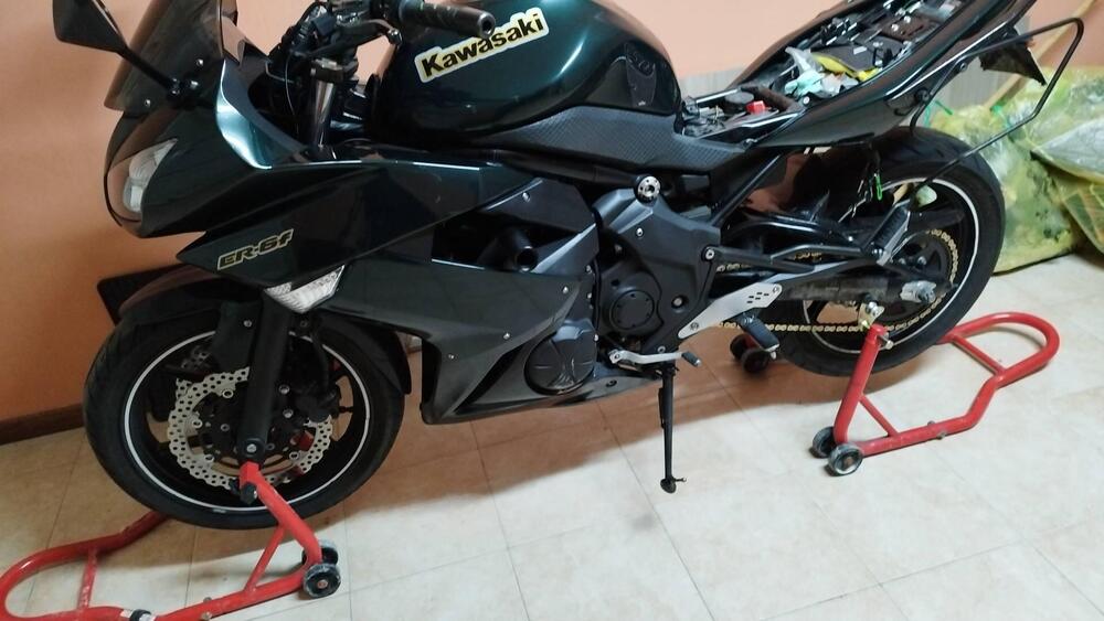Kawasaki ER-6F (2009 - 11) (2)