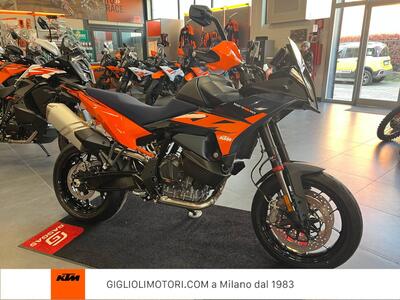 KTM 890 SMT (2026) nuova