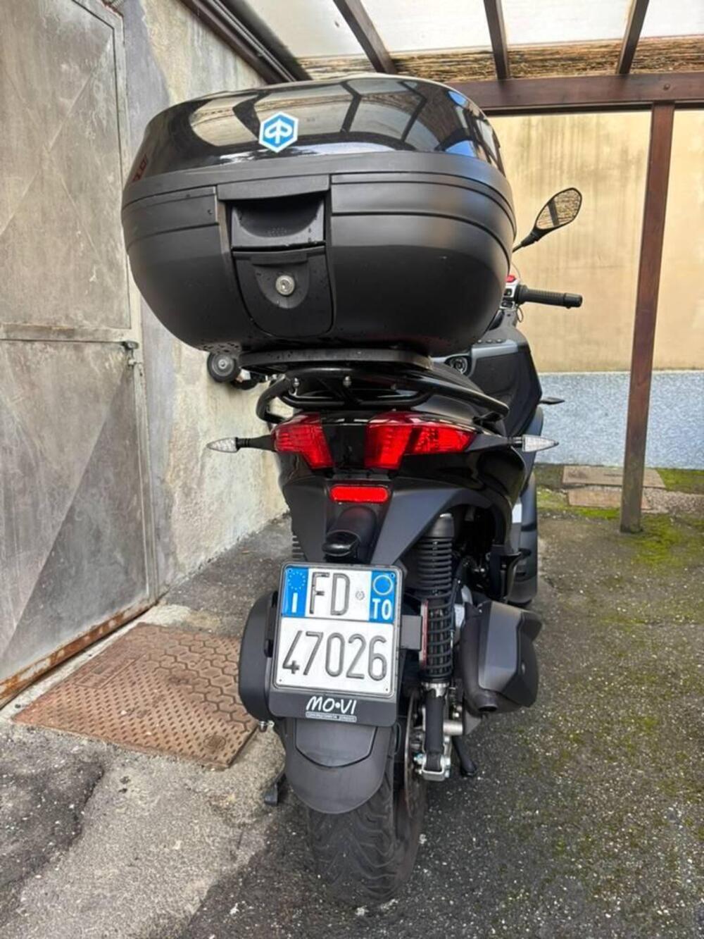 Piaggio MP3 300 ABS Hpe (2021 - 24) (2)