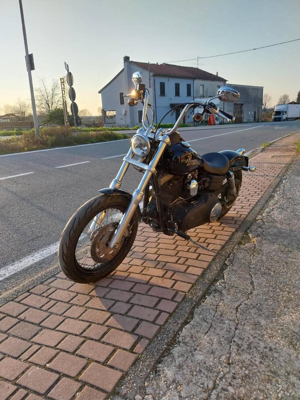 Harley-Davidson 1584 Street Bob (2008 - 15) - FXDB (2)