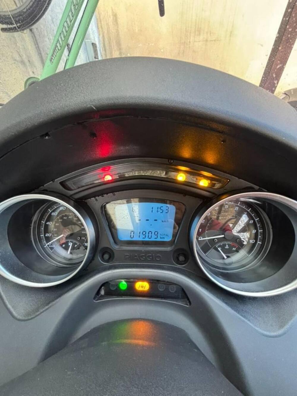 Piaggio MP3 300 ABS Hpe (2021 - 24) (5)