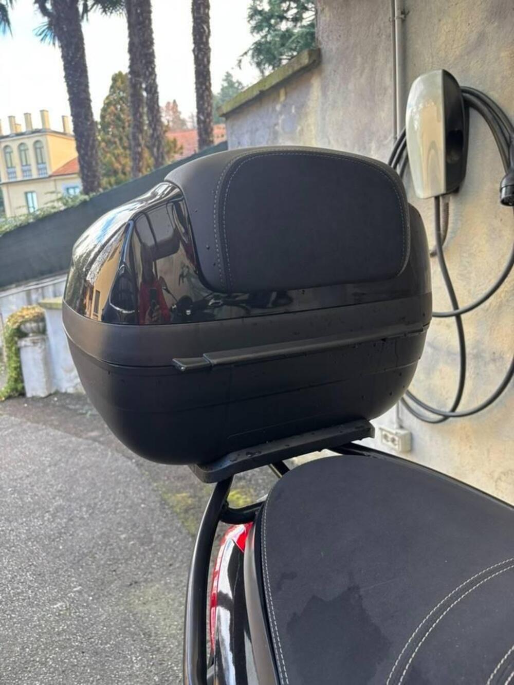 Piaggio MP3 300 ABS Hpe (2021 - 24) (6)