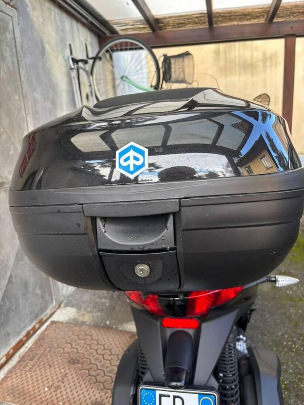 Piaggio MP3 300 ABS Hpe (2021 - 24) (7)