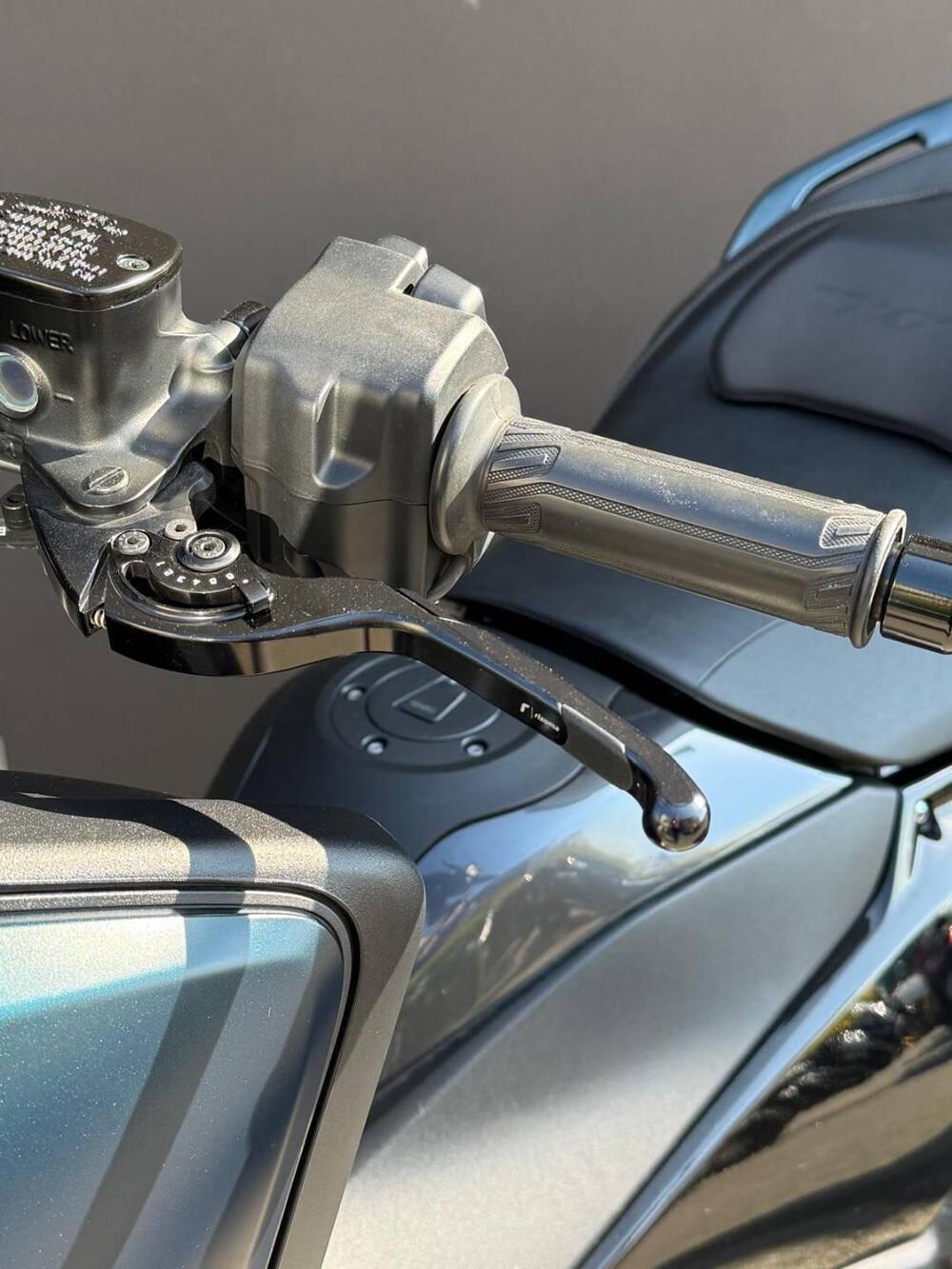 Yamaha T-Max 560 Tech Max (2022 - 24) (8)