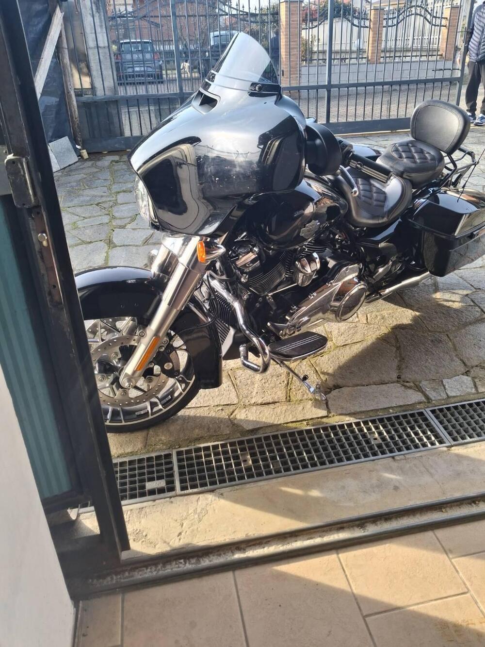 Harley-Davidson Street Glide Special (2021 - 23) (7)