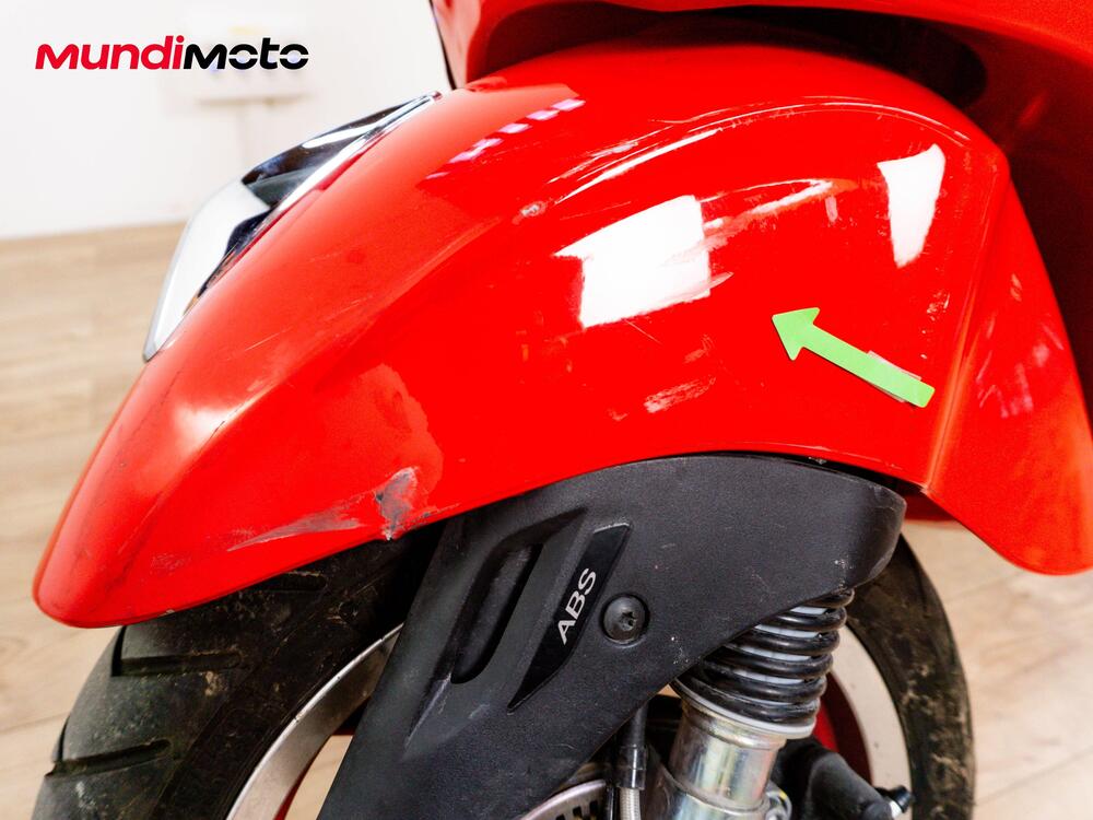 Vespa Primavera 125 RED (2025 - 26) (13)