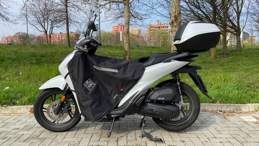 Honda SH 125i Sport (2024 - 25) (4)