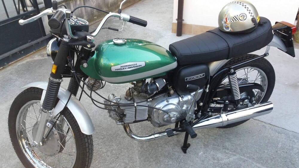 Aermacchi Harley-Davidson 350 sprint (2)